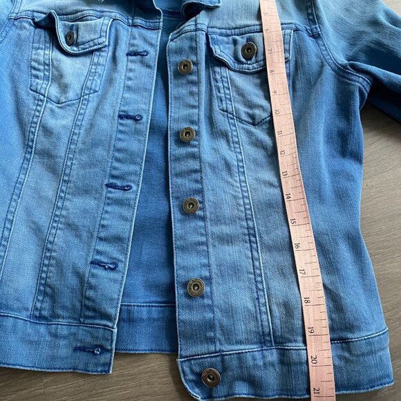Vila Clothes Cropped Blue Button-Up Jean Jacket - Picture 8 of 12